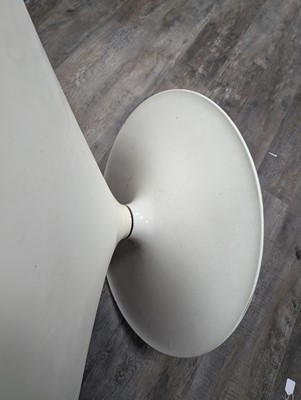 Lot 464 - GEOFFREY HARCOURT FOR ARTIFORT, PAIR OF 975 SWIVEL LOUNGE CHAIRS