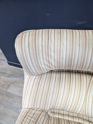 Lot 464 - GEOFFREY HARCOURT FOR ARTIFORT, PAIR OF 975 SWIVEL LOUNGE CHAIRS