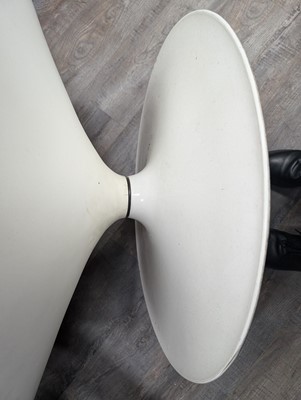 Lot 464 - GEOFFREY HARCOURT FOR ARTIFORT, PAIR OF 975 SWIVEL LOUNGE CHAIRS