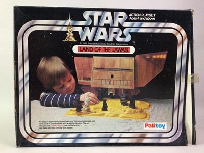 Lot 195 - PALITOY STAR WARS LAND OF THE JAWAS SANDCRAWLER