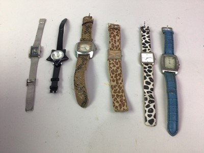 Lot 310 - GROUP OF COSTUME JEWELLERY AND FASHION WATCHES