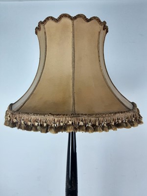 Lot 285 - CHINOISERIE STANDARD LAMP