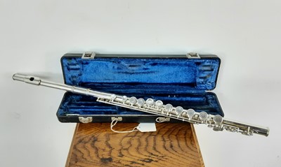 Lot 1044 - W.T. ARMSTRONG, SILVER PLATED FLUTE