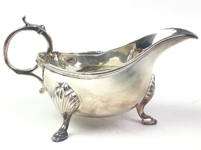 Lot 370 - GROUP OF SILVER PLATED WARE