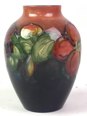 Lot 255 - MOORCROFT VASE