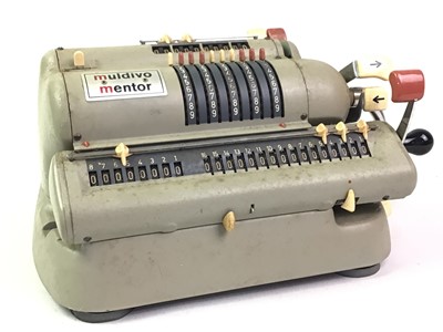 Lot 427 - VINTAGE CALCULATING MACHINE