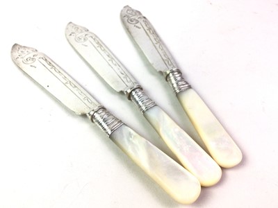 Lot 428 - GROUP OF PLATED CUTLERY