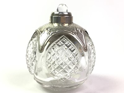 Lot 431 - SILVER TOPPED SCENT BOTTLE