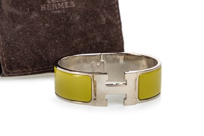 Lot 831 - HERMES OF PARIS, CLIC CLACK H BRACELET