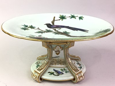 Lot 587 - MINTON'S COMPORT