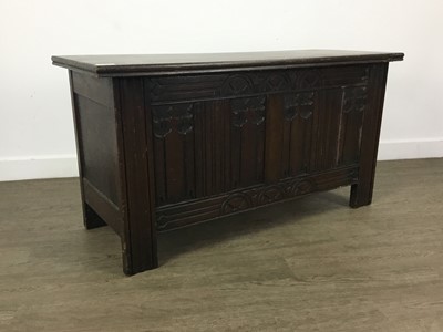 Lot 550 - OAK BLANKET CHEST