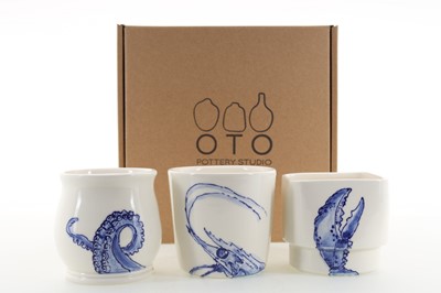 Lot 103 - 3 DONNA BLOYE WHITE PORCELAIN WHISKY TUMBLERS