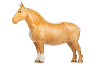 Lot 1452 - BESWICK HORSE FIGURE