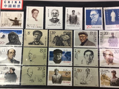 Lot 582 - GROUP OF FIRST DAY COVERS AND PRESENTATION PACKS