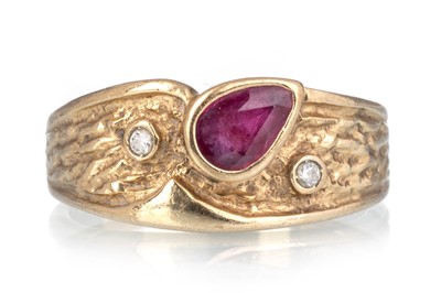 Lot 431 - RUBY AND DIAMOND DRESS RING