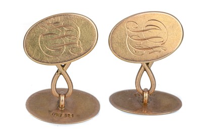 Lot 438 - PAIR OF GOLD CUFFLINKS