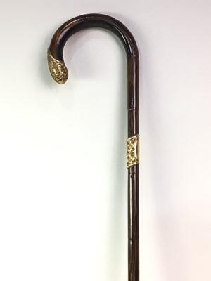 Lot 833 - VINTAGE WALKING STICK