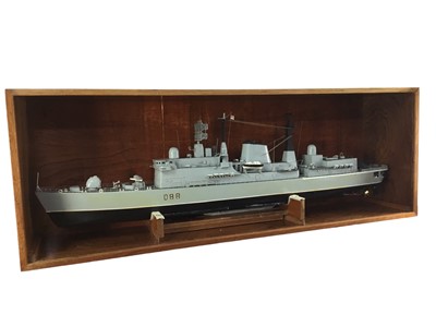 Lot 10 - SCRATCHBUILT MODEL SHIP OF HMS GLASGOW