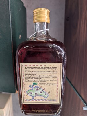 Lot 148 - GLENFARCLAS FORTIES 1975 20 YEAR OLD WITH 2 GLASSES