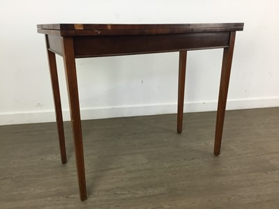 Lot 196 - EDWARDIAN MAHOGANY TURN OVER CARD TABLE