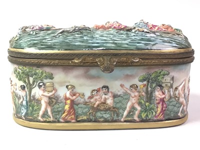 Lot 99 - CAPO DI MONTE PORCELAIN TRINKET BOX