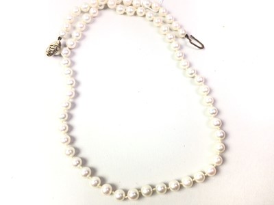 Lot 236 - DIAMOND AND CULTURED PEARL NECKLACE