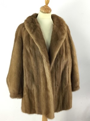 Lot 118 - MINK COAT