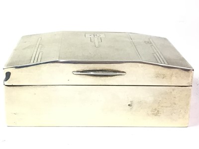 Lot 124 - ART DECO SILVER CIGARETTE BOX