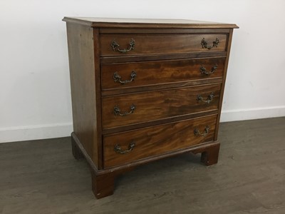 Lot 192 - MAHOGANY CHEST OF DRAWERS