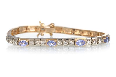 Lot 506 - TANZANITE AND DIAMOND BRACELET