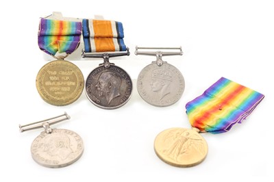 Lot 42 - FOUR WWI SERVICE MEDAL PAIRS