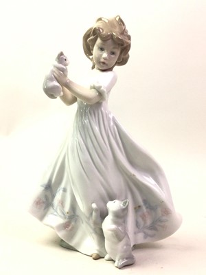 Lot 738 - COLLECTION OF LLADRO AND OTHER FIGURES