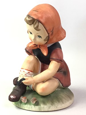 Lot 566 - COLLECTION OF HUMMEL FIGURES