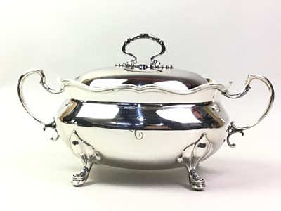 Lot 656 - SILVER PLATED TUREEN