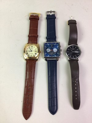 Lot 750 - THREE GENT'S WRIST WATCHES