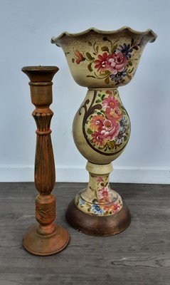 Lot 703 - JARDINIÈRE AND STAND