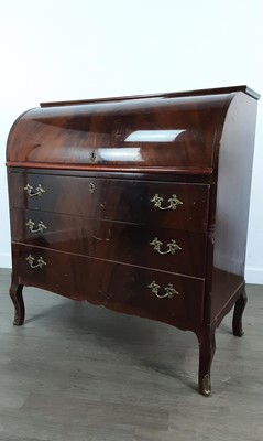 Lot 712 - REPRODUCTION MAHOGANY ROLL TOP DESK