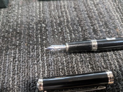 Lot 892 - MONT BLANC FOUNTAIN PEN