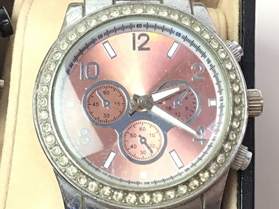 Lot 727 - COLLECTION OF FASHION AND OTHER WATCHES