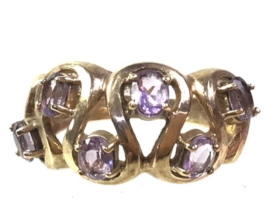 Lot 13 - AMETHYST DRESS RING