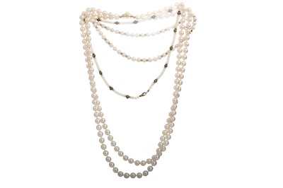 Lot 554 - PEARL DOUBLE STRAND NECKLACE