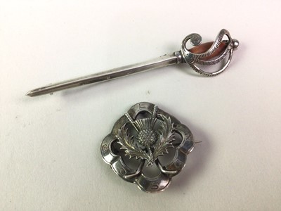 Lot 35 - SCOTTISH SILVER KILT PIN