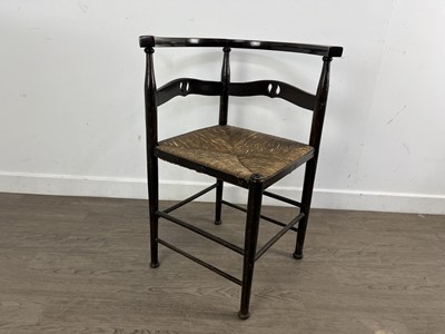 Lot 87 - ARTS & CRAFTS CORNER CHAIR