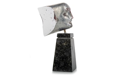Lot 512 - BERTIL VALLIEN FOR KOSTA BODA, GLASS BUST