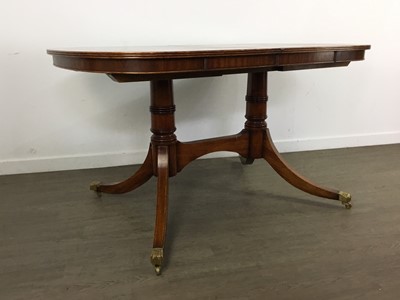 Lot 217 - MAHOGANY REPRODUCTION DINING SUITE