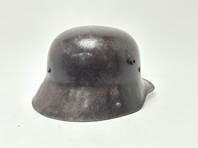 Lot 57 - GERMAN M16/17 STAHLHELM TYPE HELMET