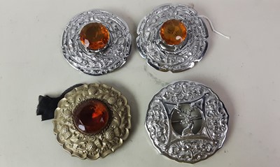 Lot 376 - FOUR SCOTTISH PLAID / KILT BROOCHES