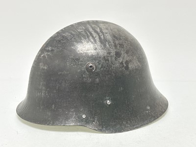 Lot 78 - BULGARIAN M36 TYPE HELMET