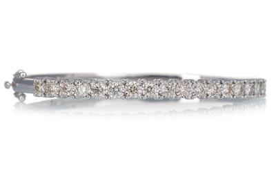 Lot 526 - DIAMOND BANGLE