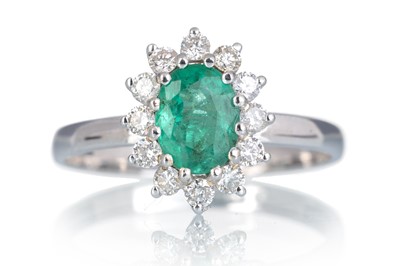 Lot 541 - CERTIFICATED EMERALD AND DIAMOND CLUSTER RING